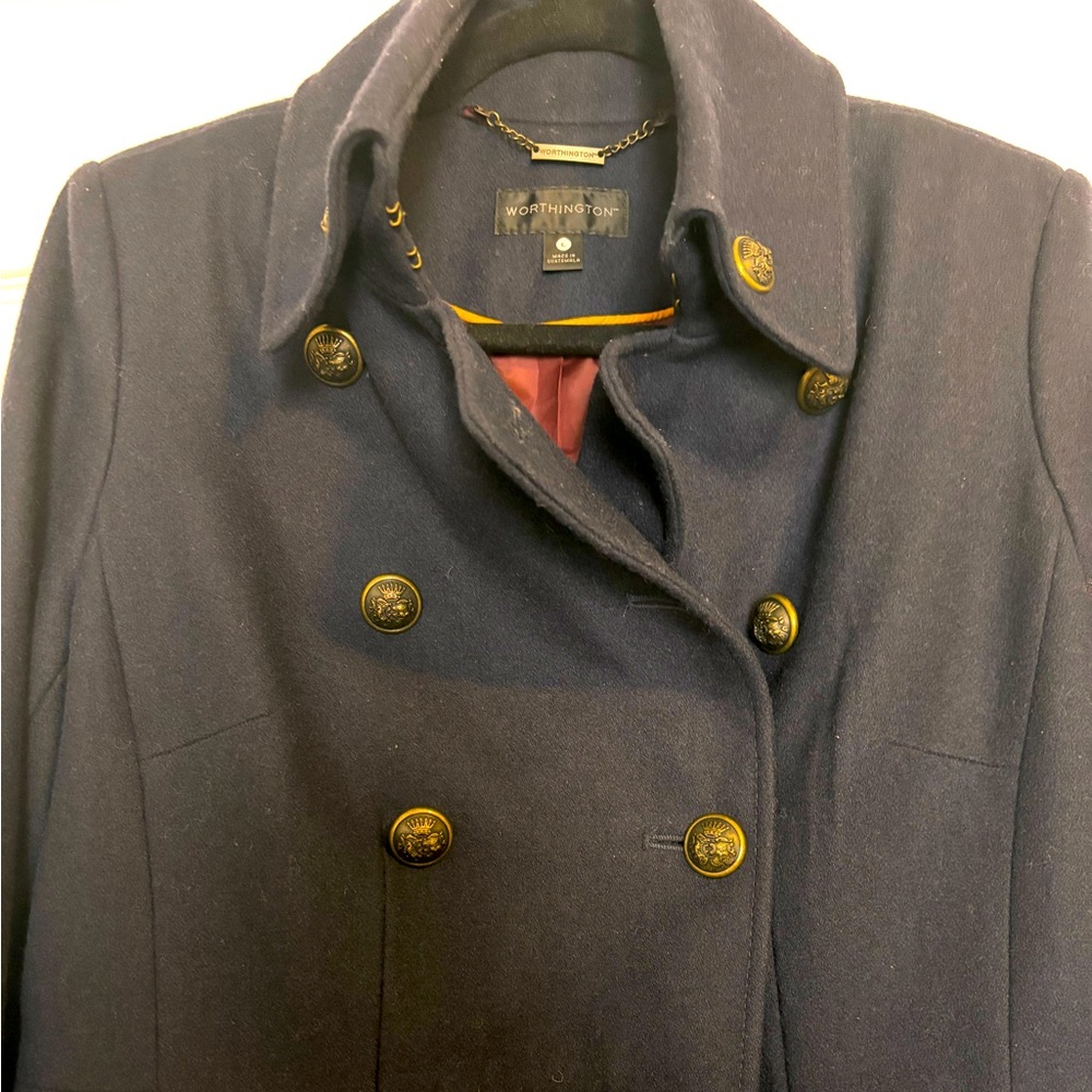 Worthington Peacoat - L
Color: Navy Blue